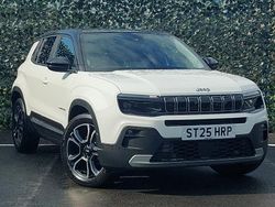 Bicolour solid snow with volcano roof New 2025 Jeep Avenger Summit SUV | £21,498 (Fair price)