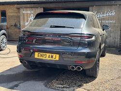 Grey Used 2019 Porsche Macan SUV | £31,995 (Good price)