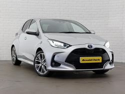 Silver Used 2021 Toyota Yaris Hybrid Hatchback | £17,998 (Fair price)