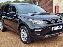 Black Used 2017 Land Rover Discovery Sport SE SUV | £12,495 (Fair price)