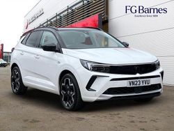 White Used 2023 Vauxhall Grandland X Ultimate SUV | £17,999 (Fair price)