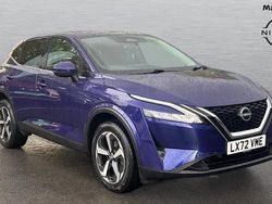 Blue Used 2022 Nissan Qashqai N-Connecta SUV | £17,928 (Fair price)