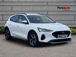 White Used 2022 Ford Focus Active Hatchback | £17,495 (Fair price)