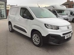 Gelato white Used 2024 Fiat Doblò S MPV | £14,990 (Expensive)