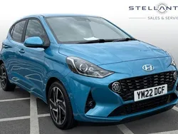 Blue Used 2022 Hyundai i10 Premium Hatchback | £14,927 (Fair price)