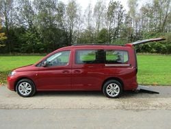 Red Used 2022 VW Caddy Maxi Life MPV | £24,950 (Fair price)