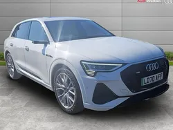 Glacier white, metallic Used 2020 Audi e-tron Advanced SUV | £25,990 (Expensive)