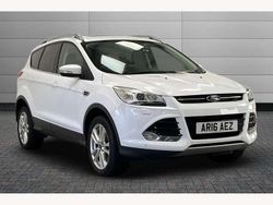Frozen white Used 2016 Ford Kuga Titanium X SUV | £10,550 (Fair price)