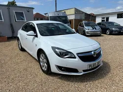 White Used 2016 Vauxhall Insignia SRi Hatchback | £6,495 (Fair price)