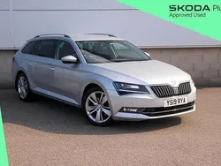 Brilliant silver metallic Used 2019 Skoda Superb SE L Executive Estate | £18,995 (Fair price)