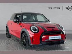 Red Used 2021 Mini Cooper S Level 2 Hatchback | £13,450 (Fair price)