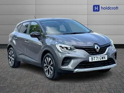 Metallic oyster grey Used 2021 Renault Captur SUV | £13,194 (Fair price)