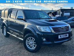 Black Used 2013 Toyota HiLux Pickup | £11,490 (Fair price)