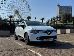 White Used 2016 Renault Clio IV Dynamique Hatchback | £4,395 (Good price)