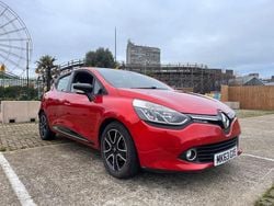 Red Used 2013 Renault Clio IV Dynamique Hatchback | £2,995 (Good price)
