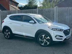 White Used 2017 Hyundai Tucson Premium SUV | £10,297 (Fair price)