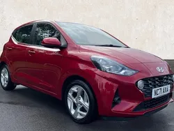 Red Used 2022 Hyundai i10 SE Hatchback | £14,450 (Fair price)