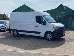 White Used 2021 Renault Master Business Van | £10,495 (Super price)