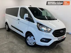 White Used 2022 Ford Transit Custom Trend Estate | £21,990 (Fair price)