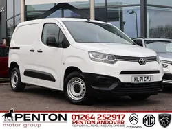 White Used 2021 Toyota Proace Active Van | £8,290 (Good price)