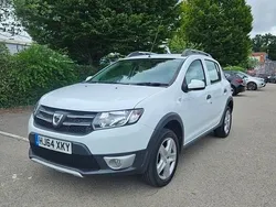 White Used 2014 Dacia Sandero Lauréate Hatchback | £3,995 (Fair price)
