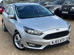 Silver Used 2015 Ford Focus Zetec Hatchback | £4,499 (Fair price)