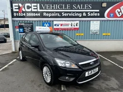 Black Used 2011 Ford Focus Titanium Hatchback | £2,495 (Fair price)