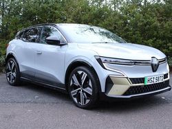 Grey/black Used 2023 Renault Mégane Iconic Hatchback | £20,995 (Fair price)