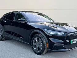 Black Used 2022 Ford Mustang Mach-E Extended Range SUV | £27,206 (Fair price)