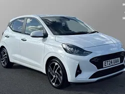 White Used 2024 Hyundai i10 Premium Hatchback | £15,779 (Fair price)