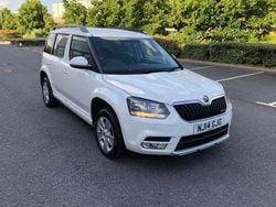 White Used 2014 Skoda Yeti GreenLine SUV | £2,295 (Expensive)