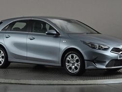 Silver Used 2023 Kia Ceed Hatchback | £14,498 (Good price)