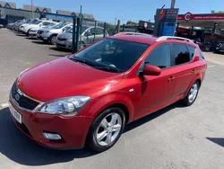 Red Used 2012 Kia Ceed 2 Estate | £2,995 (Good price)