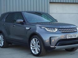 Grey Used 2018 Land Rover Discovery 5 HSE Luxury SUV | £23,995 (Expensive)