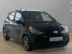 Black Used 2024 Hyundai i10 Premium Hatchback | £14,991 (Fair price)
