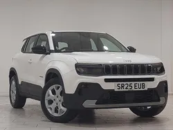 Metallic sun New 2025 Jeep Avenger Altitude SUV | £20,998 (Fair price)