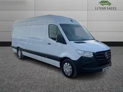 White Used 2020 Mercedes Sprinter Van | £14,995 (Fair price)