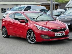 Red Used 2014 Kia ProCeed Hatchback | £4,295