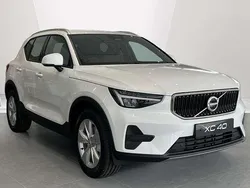 White New 2025 Volvo XC40 Core SUV | £31,475 (Super price)