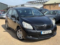 Black Used 2011 Toyota Verso T2 MPV | £1,999 (Fair price)