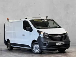 White Used 2017 Vauxhall Vivaro S Van | £4,950 (Fair price)