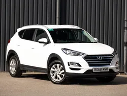 White Used 2018 Hyundai Tucson SE SUV | £12,698 (Fair price)