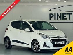 White Used 2017 Hyundai i10 Premium Hatchback | £7,299 (Fair price)