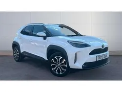 White Used 2023 Toyota Yaris Cross Design SUV | £22,500 (Fair price)