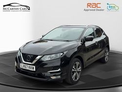 Black Used 2017 Nissan Qashqai N-Connecta SUV | £12,295 (Fair price)