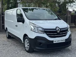 White Used 2021 Renault Trafic Business Van | £8,985 (Fair price)