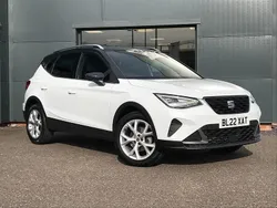 White Used 2022 Seat Arona FR SUV | £14,650 (Fair price)