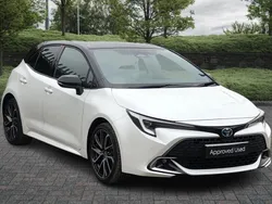 White/black Used 2024 Toyota Corolla Hatchback | £23,495 (Fair price)