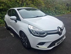 White Used 2018 Renault Clio IV Play Hatchback | £6,995 (Fair price)