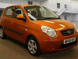 Orange Used 2009 Kia Picanto 2 Hatchback | £3,995 (A bit pricey)